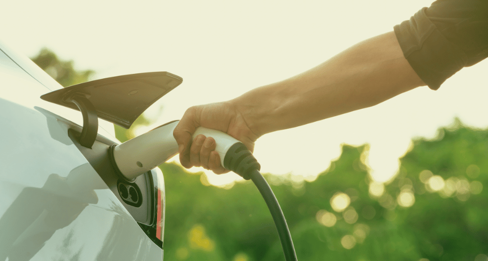 Affordable EVs Under 30k - header